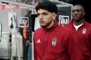 Beşiktaş'tan Genç Futbolcu Emrecan Terzi’ye Yeni Macera