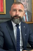 Beyzbol Sopalı Saldırı ve Ardından Tutuklama
