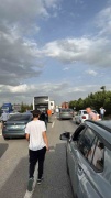 Eskişehir-Ankara Karayolunda Tır Devrildi: Sürücü Yaralandı
