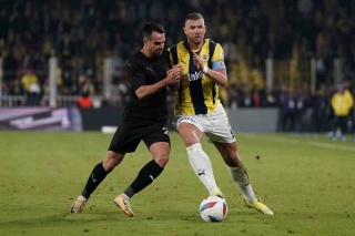 Fenerbahçe, Trendyol Süper Lig'de Atakaş Hatayspor ile Kritik Maç