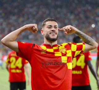 Göztepe'nin Romulo İçin Kararlı Tutumu
