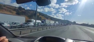 Kocaeli TEM Otoyolu'nda Kilometrelerce Araç Kuyruğu