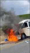 Minibüste Çıkan Yangın Paniğe Sebep Oldu