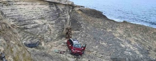 Pembe Kayalar'da Korkutan Otomobil Kazası