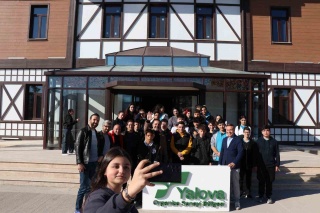 Sanayi ve Eğitim Arasında Güçlü Bağ: Yalova OSB'de Öğrenci Buluşmaları